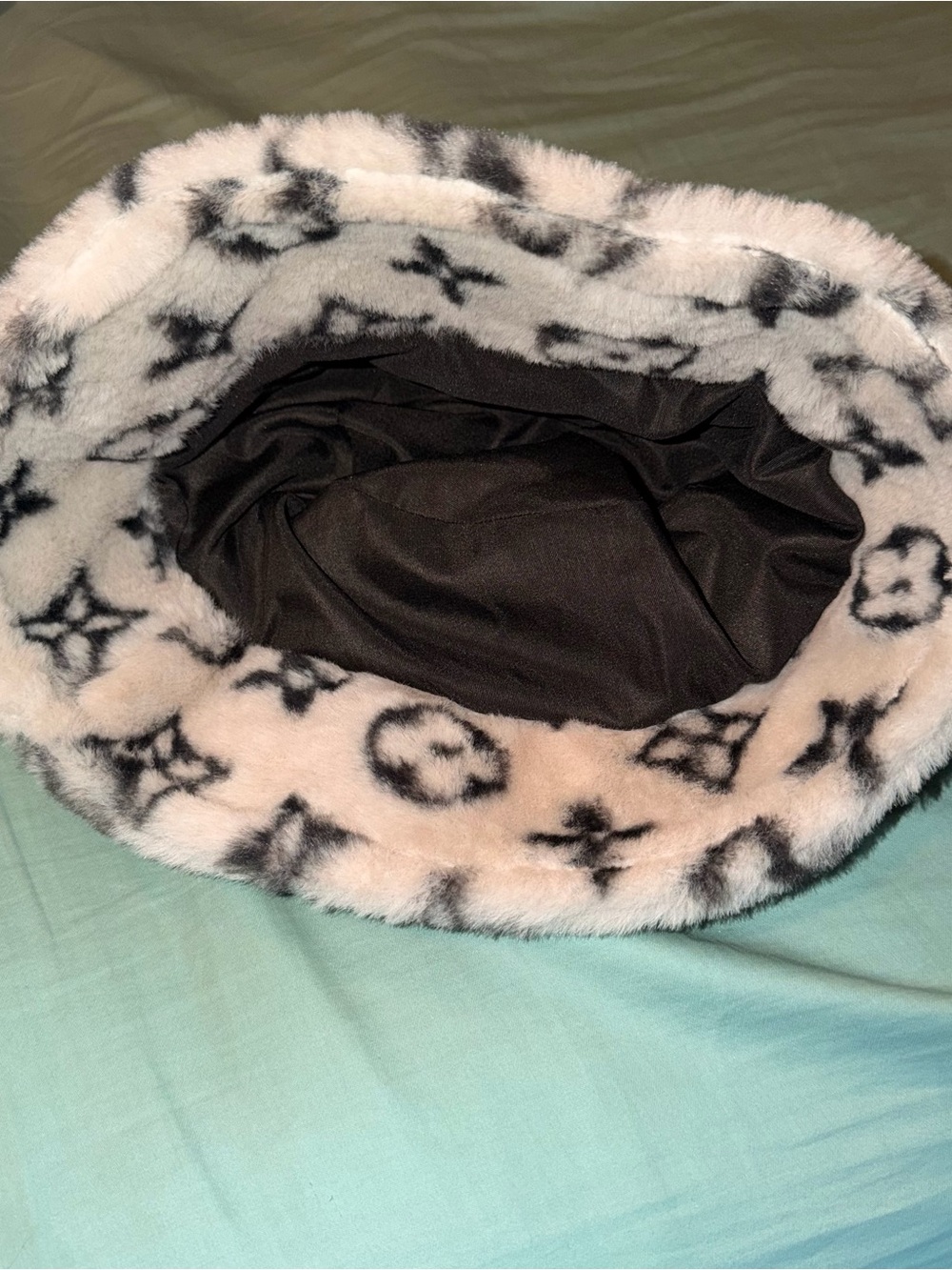 Faux Fur Bucket Hat - Picture 2 of 9